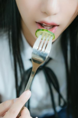 Chinese踩踏调教视频_BD英语免费全集观看