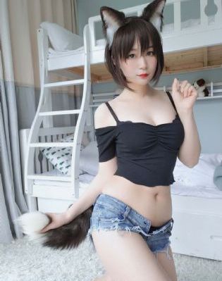 国产大奶妈的黄色毛片_4K全集免费播放