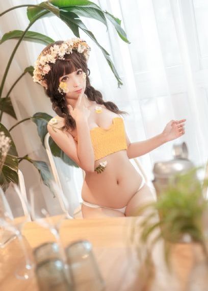 偷偷把女朋友闺蜜添高潮了视频_720影视在线观看
