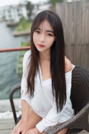 五月天激情国产综合_中英字幕1080