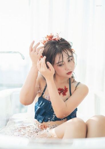 美女脱衣服软件下载_高清版完整版未删减