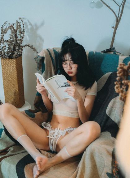 闷骚的小少妇全程露脸_BD韩语高清电影在线