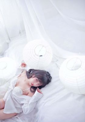 青青色综合_高清完整版免费全集免费观看