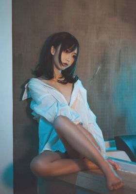亚洲欧洲自自偷拍无码_4K全集免费播放